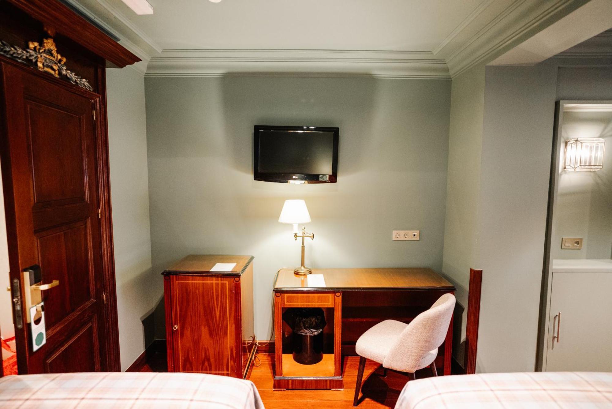 Rice Reyes Catolicos Hotel Burgo Екстериор снимка